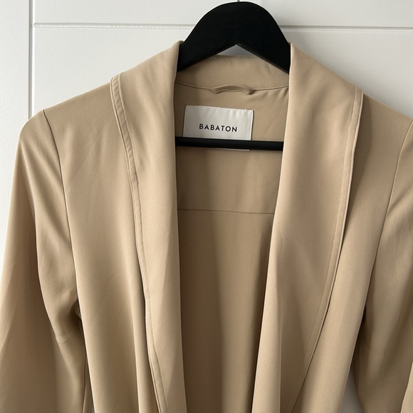 Babaton Kahlo Robe - Picture 7 of 12